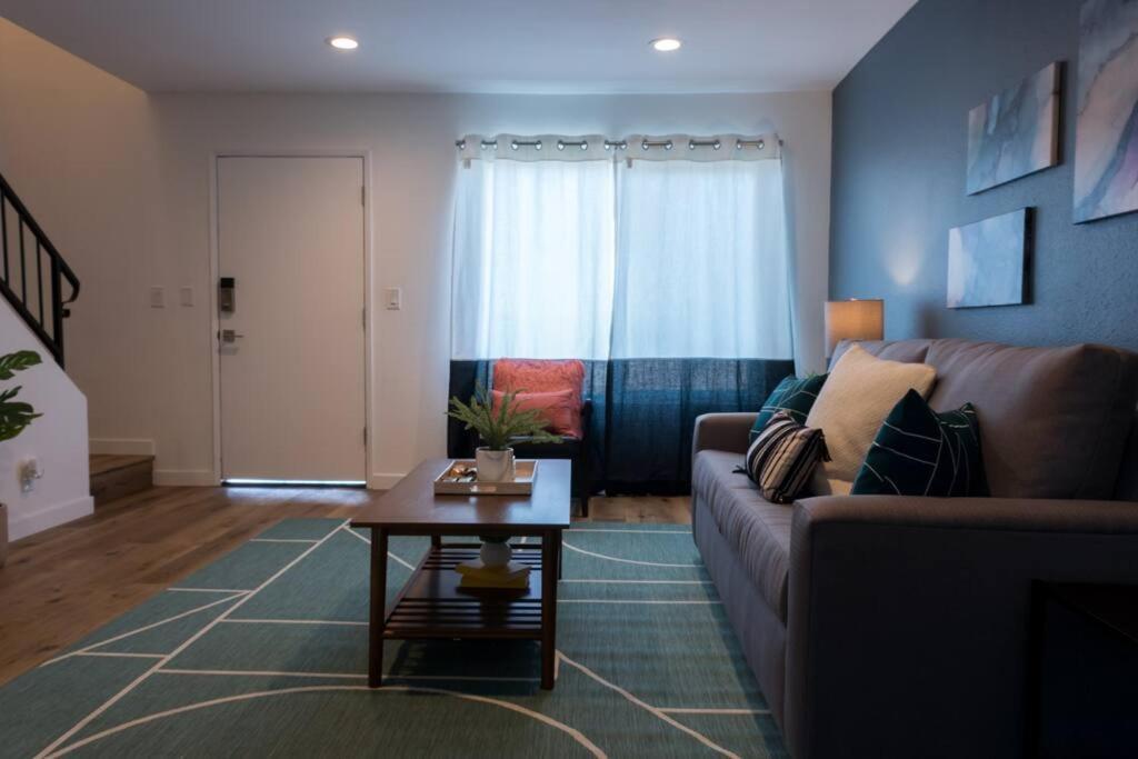 Stylish 2 Bed 1 And Half Bath Apartment Near Sofi Stadium, Lax, Forum Inglewood Kültér fotó