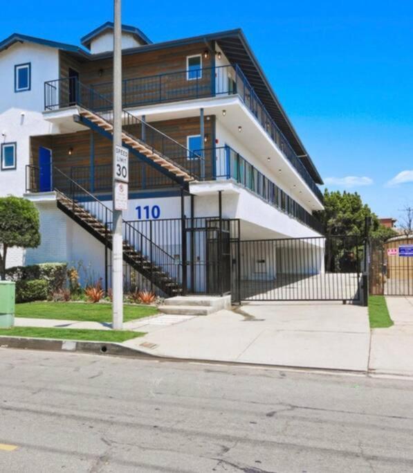Stylish 2 Bed 1 And Half Bath Apartment Near Sofi Stadium, Lax, Forum Inglewood Kültér fotó