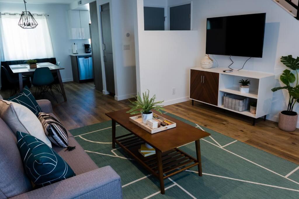 Stylish 2 Bed 1 And Half Bath Apartment Near Sofi Stadium, Lax, Forum Inglewood Kültér fotó